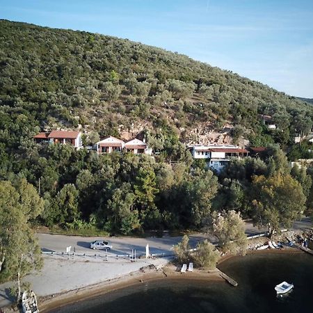 Dimitra Apartments ミリナ エクステリア 写真