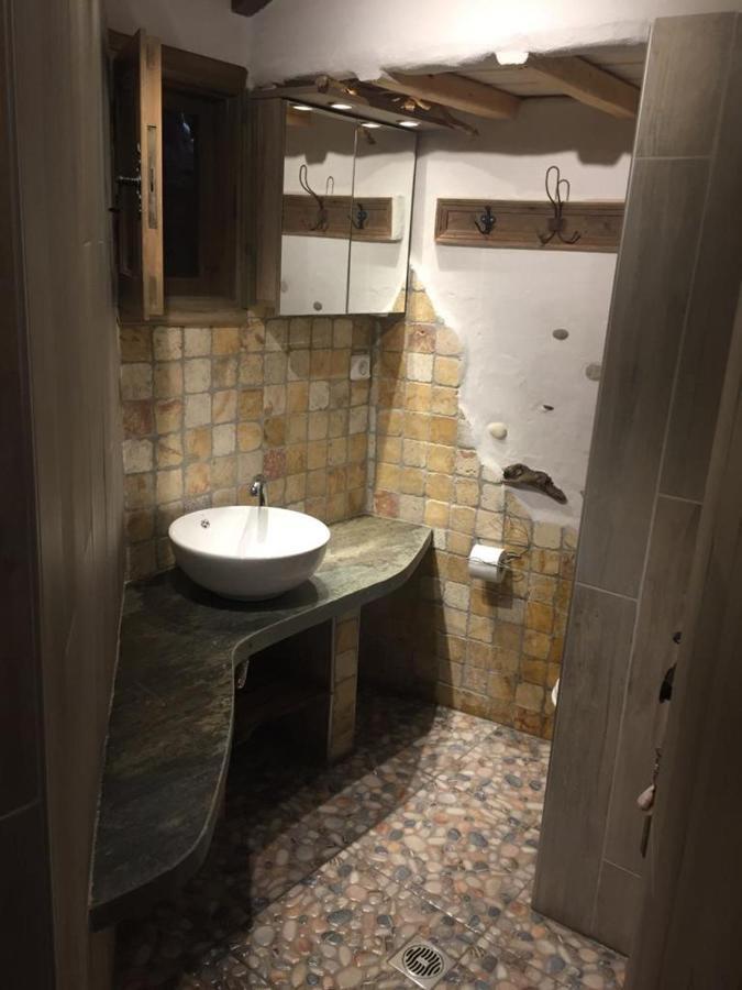 Dimitra Apartments ミリナ エクステリア 写真